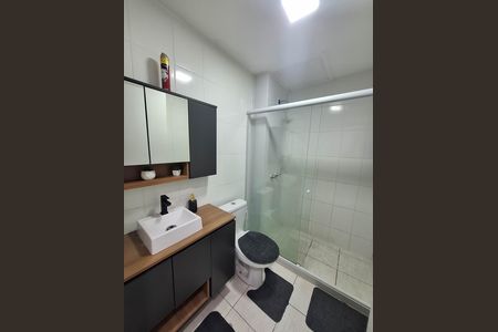 Banheiro Social de apartamento para alugar com 3 quartos, 67m² em Rio do Ouro, Niterói