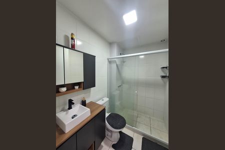 Banheiro Social de apartamento para alugar com 3 quartos, 67m² em Rio do Ouro, Niterói