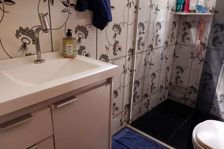 Casa à venda com 190m², 6 quartos e 4 vagas Casa à venda com 190m², 6 quartos e 4 vagasBanheiro da Suíte 4