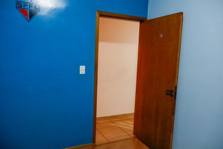 Casa à venda com 190m², 6 quartos e 4 vagas Casa à venda com 190m², 6 quartos e 4 vagasQuarto 2