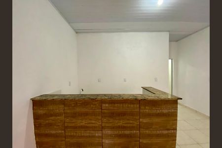Sala Cozinha de casa para alugar com 1 quarto, 55m² em Recreio São Jorge, Guarulhos