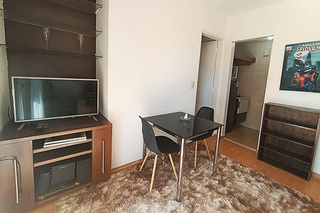 Sala de apartamento para alugar com 1 quarto, 35m² em Morro dos Ingleses, São Paulo