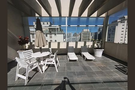 Apartamento para alugar com 35m², 1 quarto e 1 vagaPiscina