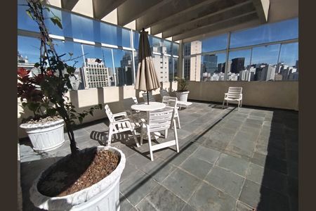 Apartamento para alugar com 35m², 1 quarto e 1 vagaPiscina