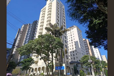 Apartamento para alugar com 35m², 1 quarto e 1 vagaFachada