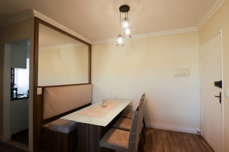 Sala de apartamento para alugar com 2 quartos, 49m² em Vila Roque, São Paulo