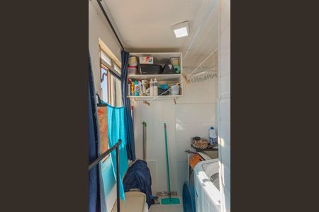 Apartamento à venda com 45m², 2 quartos e 1 vaga Apartamento à venda com 45m², 2 quartos e 1 vagaÁrea de Serviço