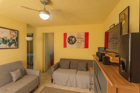 Apartamento à venda com 45m², 2 quartos e 1 vaga Apartamento à venda com 45m², 2 quartos e 1 vagaSala