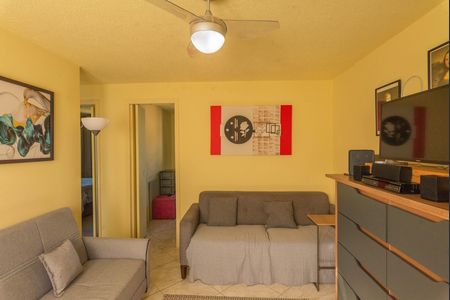 Sala de apartamento para alugar com 2 quartos, 45m² em Tres Marias, Campinas