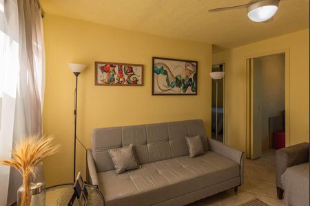 Sala de apartamento para alugar com 2 quartos, 45m² em Tres Marias, Campinas