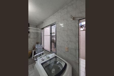 Casa para alugar com 70m², 2 quartos e sem vagaÁrea de Serviço
