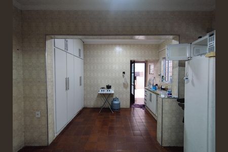 Casa para alugar com 70m², 2 quartos e sem vagaCozinha - Torneira