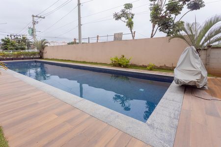 Apartamento à venda com 36m², 2 quartos e sem vagaÁrea comum - Piscina