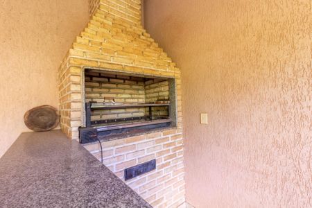 Casa à venda com 340m², 5 quartos e 5 vagas Casa à venda com 340m², 5 quartos e 5 vagasÁrea de Churrasqueira