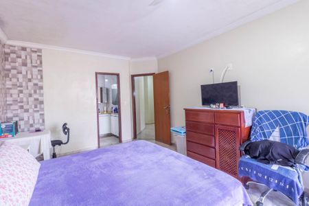Casa à venda com 340m², 5 quartos e 5 vagas Casa à venda com 340m², 5 quartos e 5 vagasQuarto 2