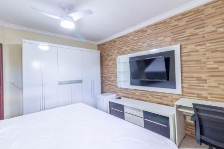 Casa à venda com 340m², 5 quartos e 5 vagas Casa à venda com 340m², 5 quartos e 5 vagasQuarto 4