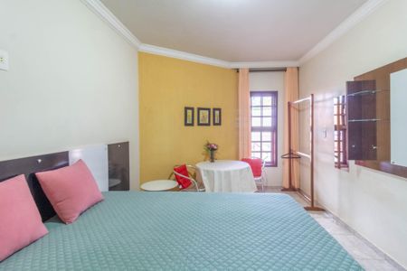 Casa à venda com 340m², 5 quartos e 5 vagas Casa à venda com 340m², 5 quartos e 5 vagasQuarto 1