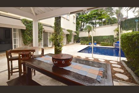 Casa à venda com 584m², 8 quartos e 7 vagas