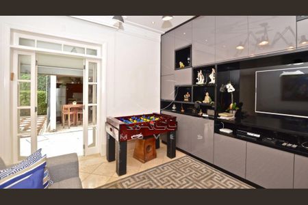 Casa à venda com 584m², 8 quartos e 7 vagas