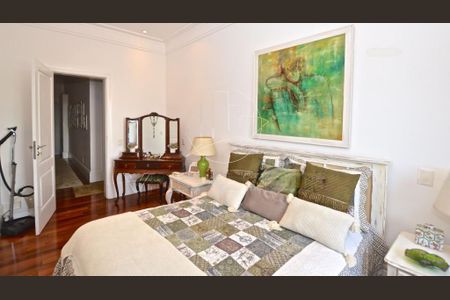 Casa à venda com 584m², 8 quartos e 7 vagas
