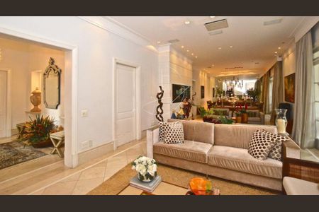 Casa à venda com 584m², 8 quartos e 7 vagas