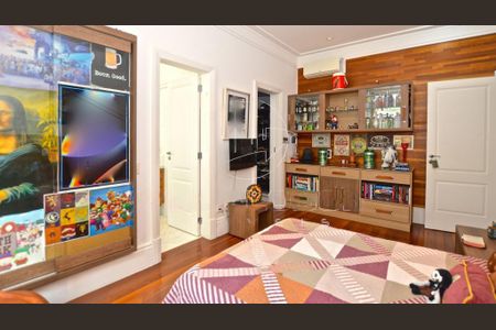 Casa à venda com 584m², 8 quartos e 7 vagas