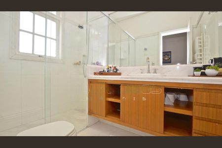 Casa à venda com 584m², 8 quartos e 7 vagas