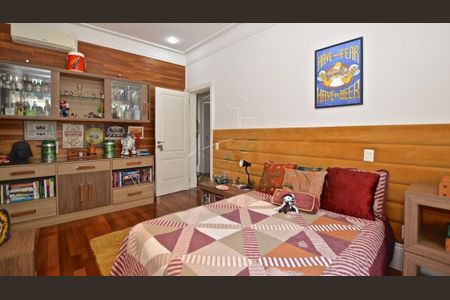 Casa à venda com 584m², 8 quartos e 7 vagas