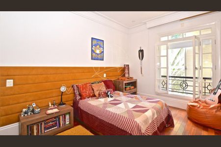 Casa à venda com 584m², 8 quartos e 7 vagas