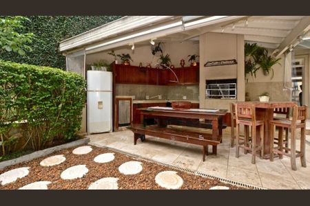 Casa à venda com 584m², 8 quartos e 7 vagas
