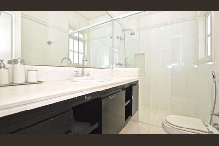 Casa à venda com 584m², 8 quartos e 7 vagas