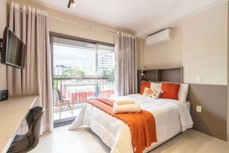 Apartamento para alugar com 1 quarto, 40m² em Santo Amaro, São Paulo