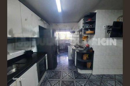 Apartamento à venda com 227m², 4 quartos e 3 vagas