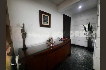 Apartamento à venda com 227m², 4 quartos e 3 vagas