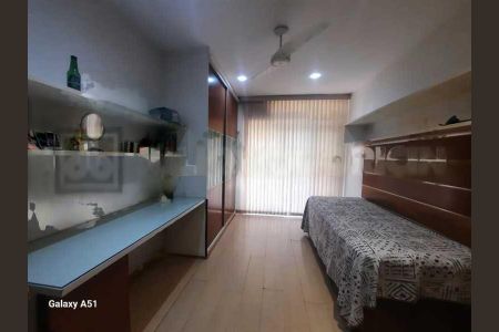 Apartamento à venda com 227m², 4 quartos e 3 vagas