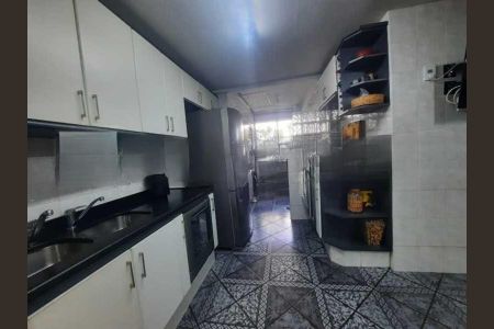 Apartamento à venda com 227m², 4 quartos e 3 vagas