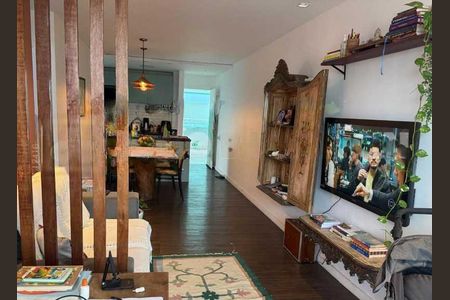 Apartamento à venda com 78m², 2 quartos e 1 vaga