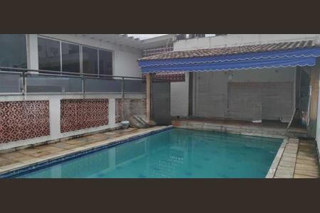Casa à venda com 5 quartos, 588m² em Ilha do Governador, Rio de Janeiro