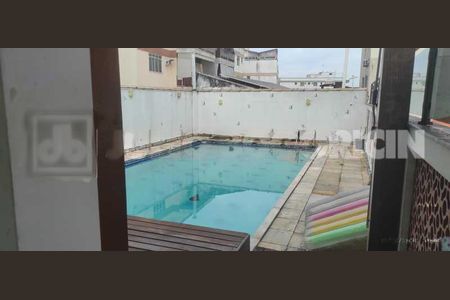 Casa à venda com 588m², 5 quartos e 4 vagas