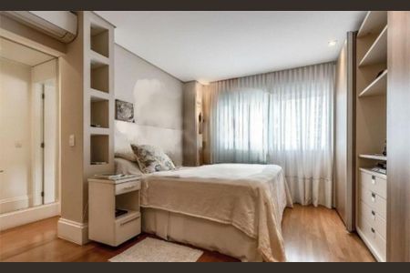 Apartamento para alugar com 4 quartos, 233m² em Campo Belo, São Paulo