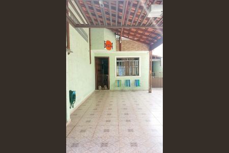 Casa à venda com 101m², 3 quartos e 3 vagas