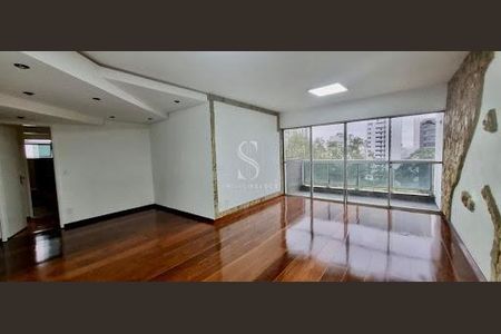 Apartamento para alugar com 123m², 3 quartos e 2 vagas