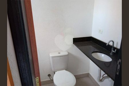 Casa à venda com 8 quartos, 500m² em Vila Santa Catarina, São Paulo