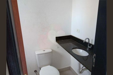 Casa à venda com 8 quartos, 500m² em Vila Santa Catarina, São Paulo