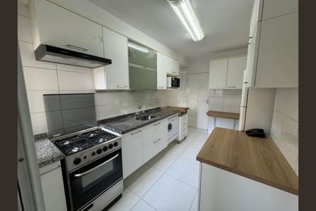 Apartamento para alugar com 111m², 3 quartos e 2 vagas