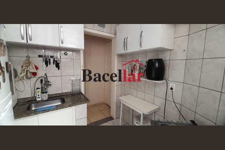 Apartamento à venda com 64m², 3 quartos e sem vaga