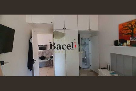 Apartamento à venda com 64m², 3 quartos e sem vaga