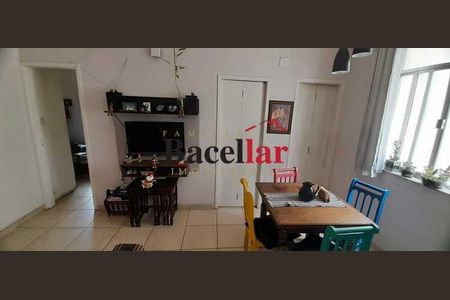 Apartamento à venda com 64m², 3 quartos e sem vaga