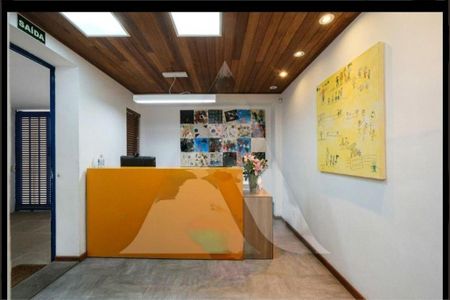 Casa à venda com 3 quartos, 384m² em Indianópolis, São Paulo