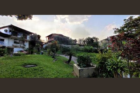 Casa de condomínio à venda com 1400m², 5 quartos e 10 vagas